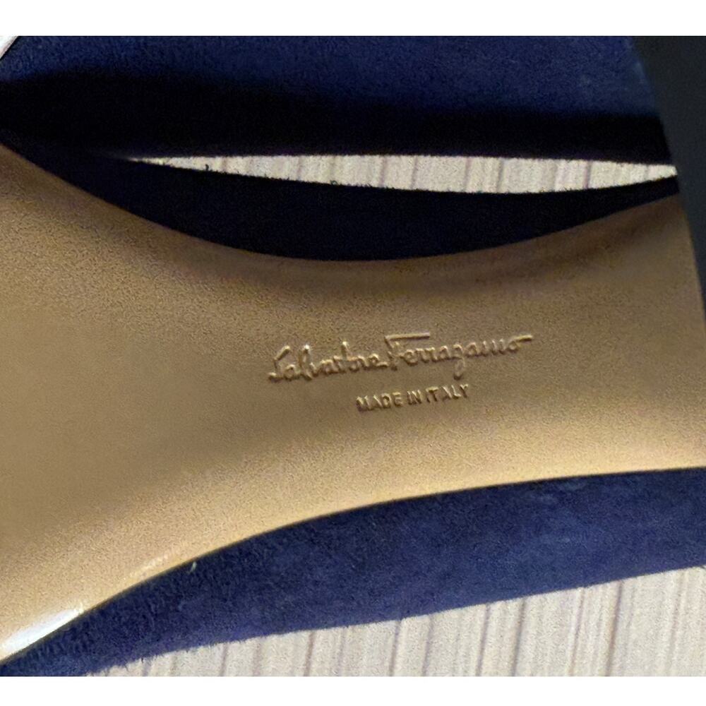 Salvatore Ferragamo 'Arezzo 85' Mirto Suede Calf Leather Heels Size 6.5B - Picture 7 of 13